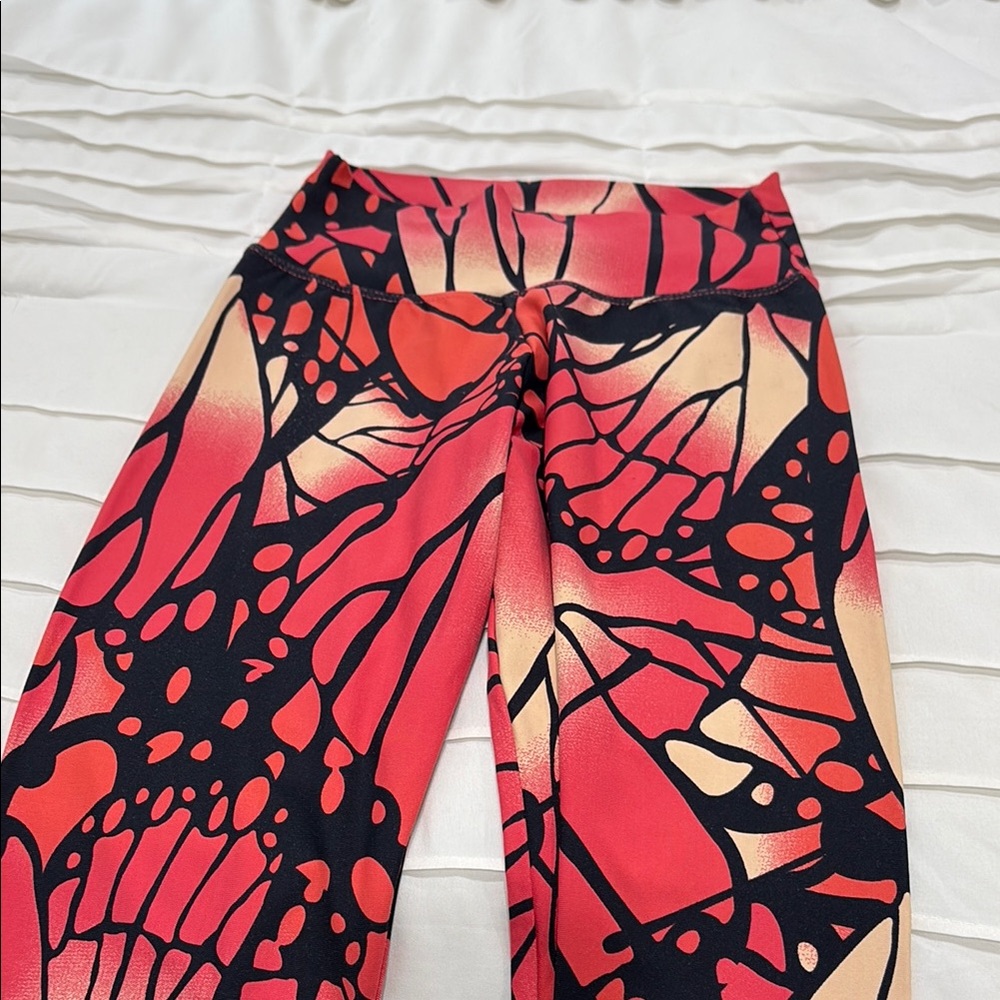 Liquido Black and Pink Leggings with Butterfly Wing Design